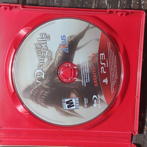 PS3 video game Greatest Hits Demon's Souls. - Picture 3 of 8
